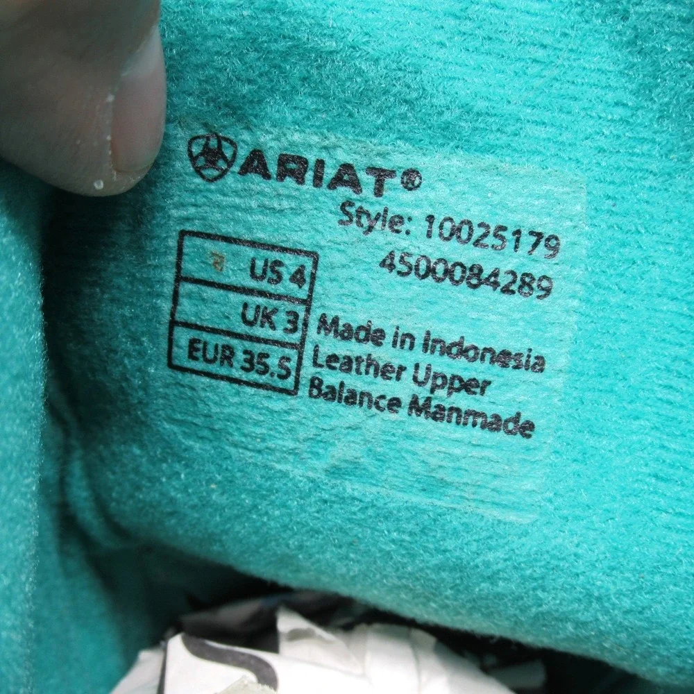Ariat couple blemish